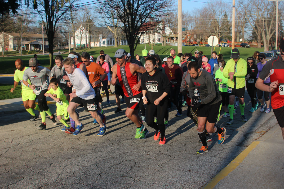 Runners Celebrate Dyngus Day with Aftermath Cidery and Winery