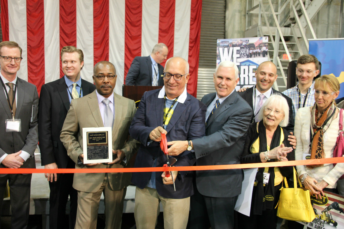 Hoist Celebrates Opening in East Chicago, Lake County, Indiana