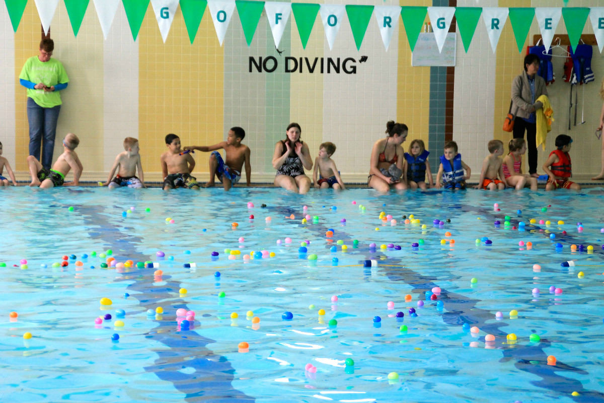 Kids and Families Go for a Swim at LaPorte Family YMCA’s Annual Bunny Bubbles Underwater Easter Egg Hunt