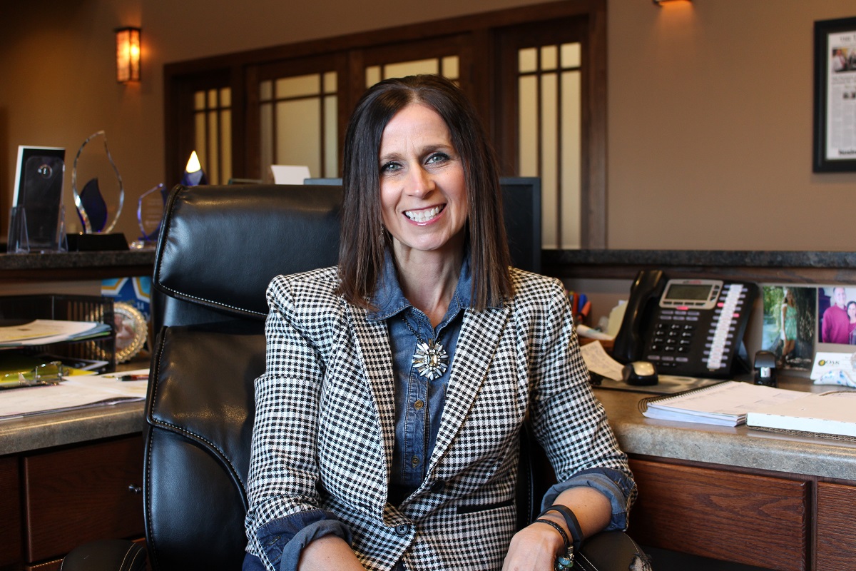 Share a Smile with Sue Shoemaker of Oak Partners, Inc.