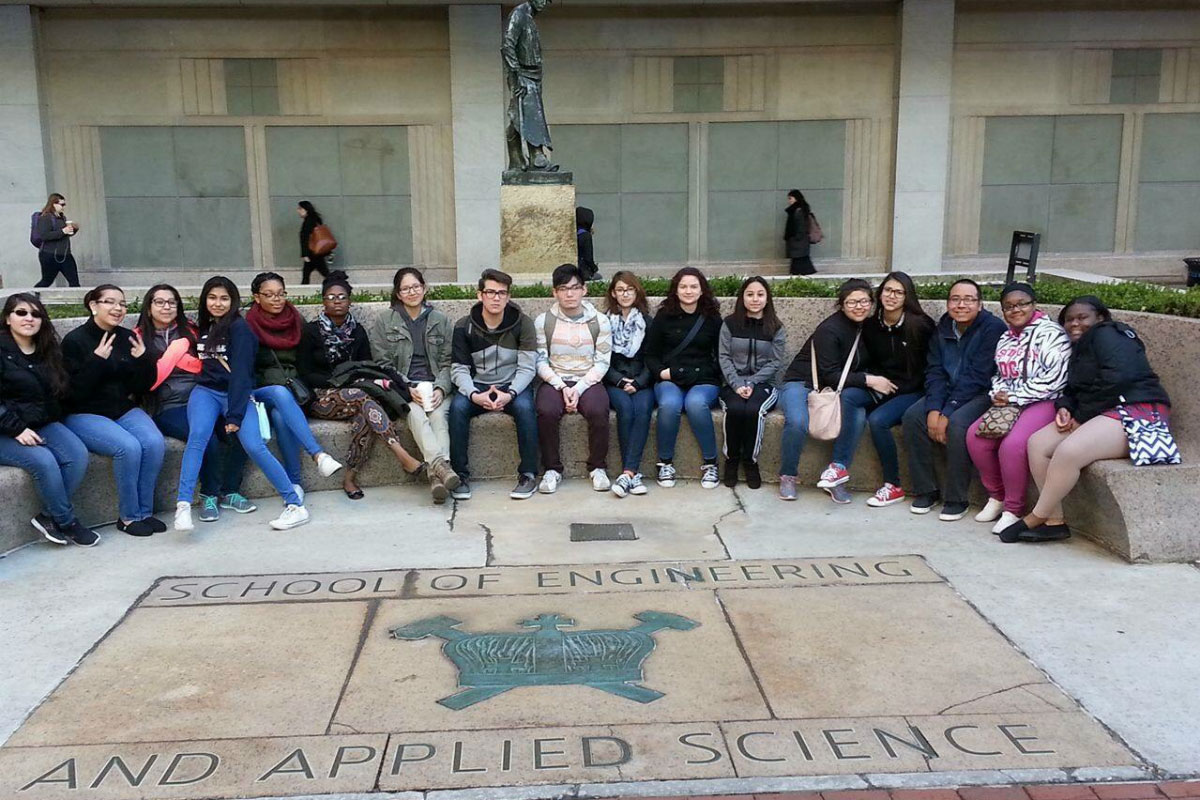 #1StudentNWI: Taking Trips to Incredible Colleges at Whiting High School