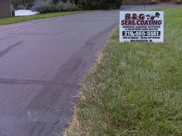 B&amp;G Sealcoating Provides Quality, Reliability to Job on a Driveway in Need