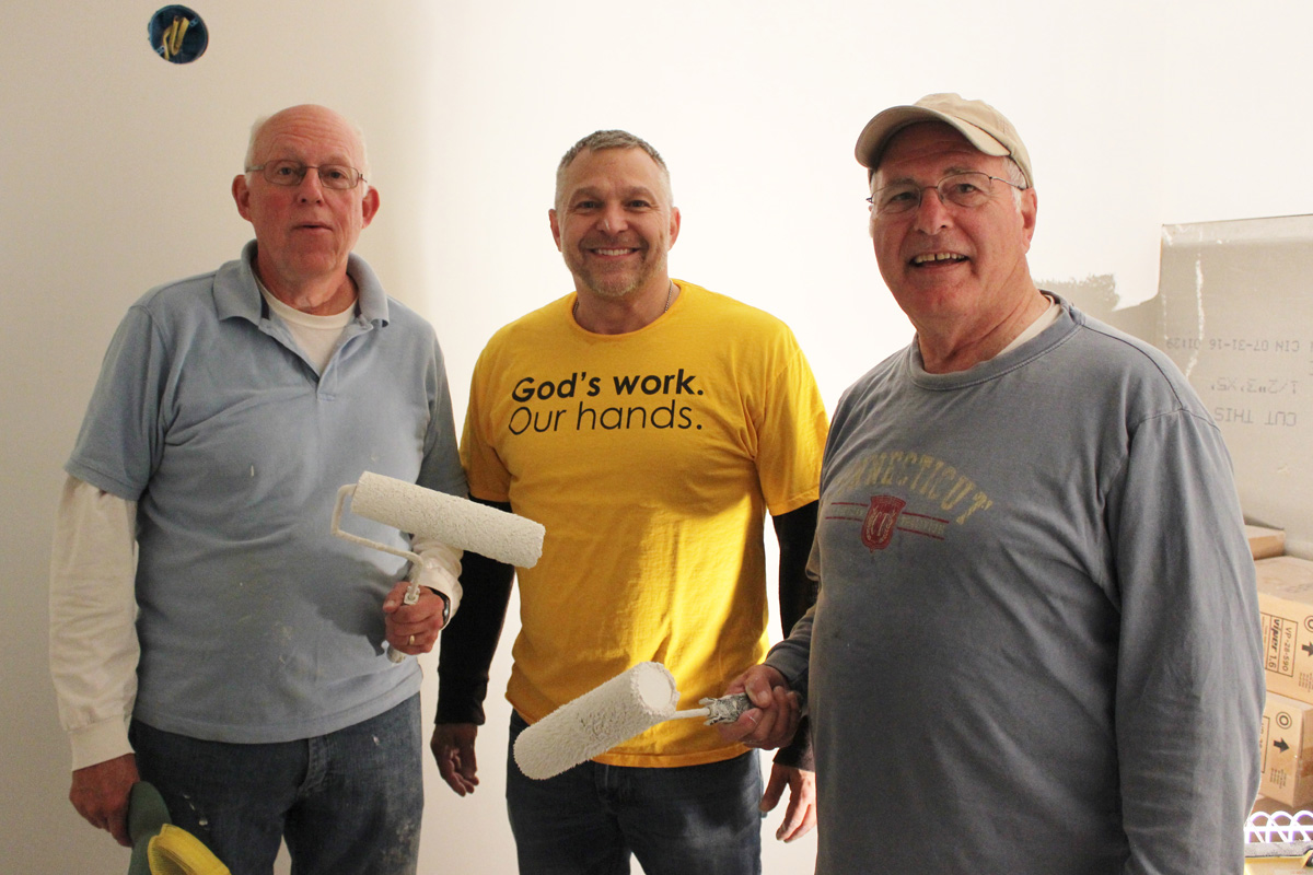 Housing Opportunities and Project Neighbors Join to Help Women of Community with Construction of Park Place