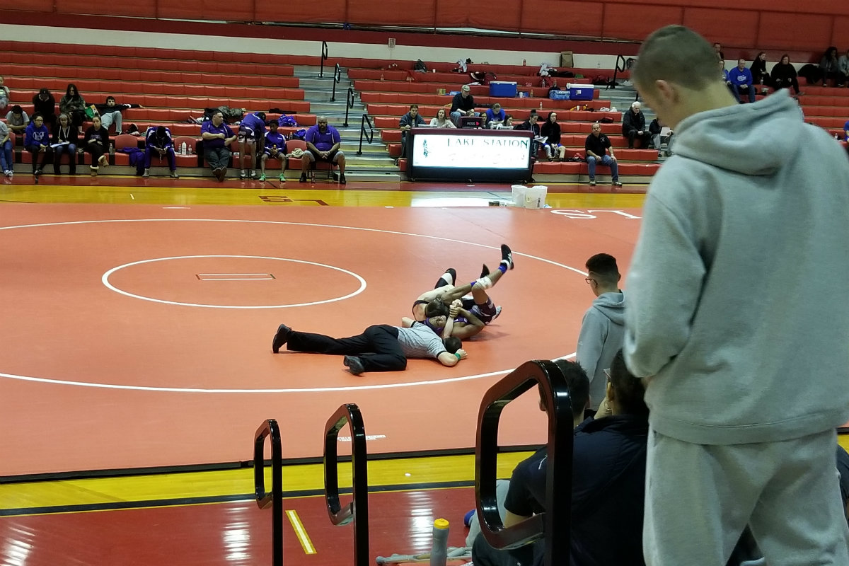 #1StudentNWI: Lake Station Eagles Fly for Sports