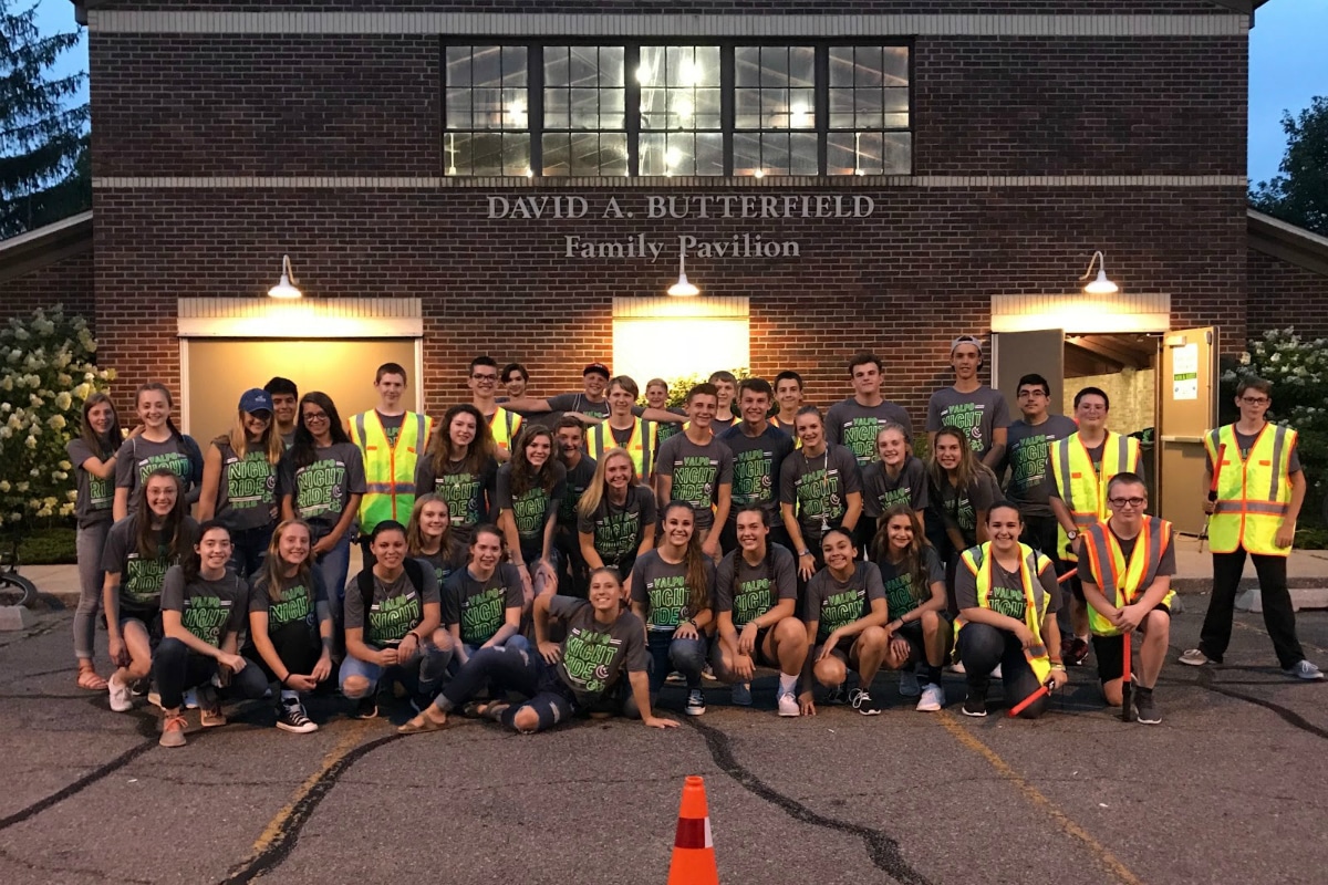 #1StudentNWI: Washington Township Helps Out Around Valpo