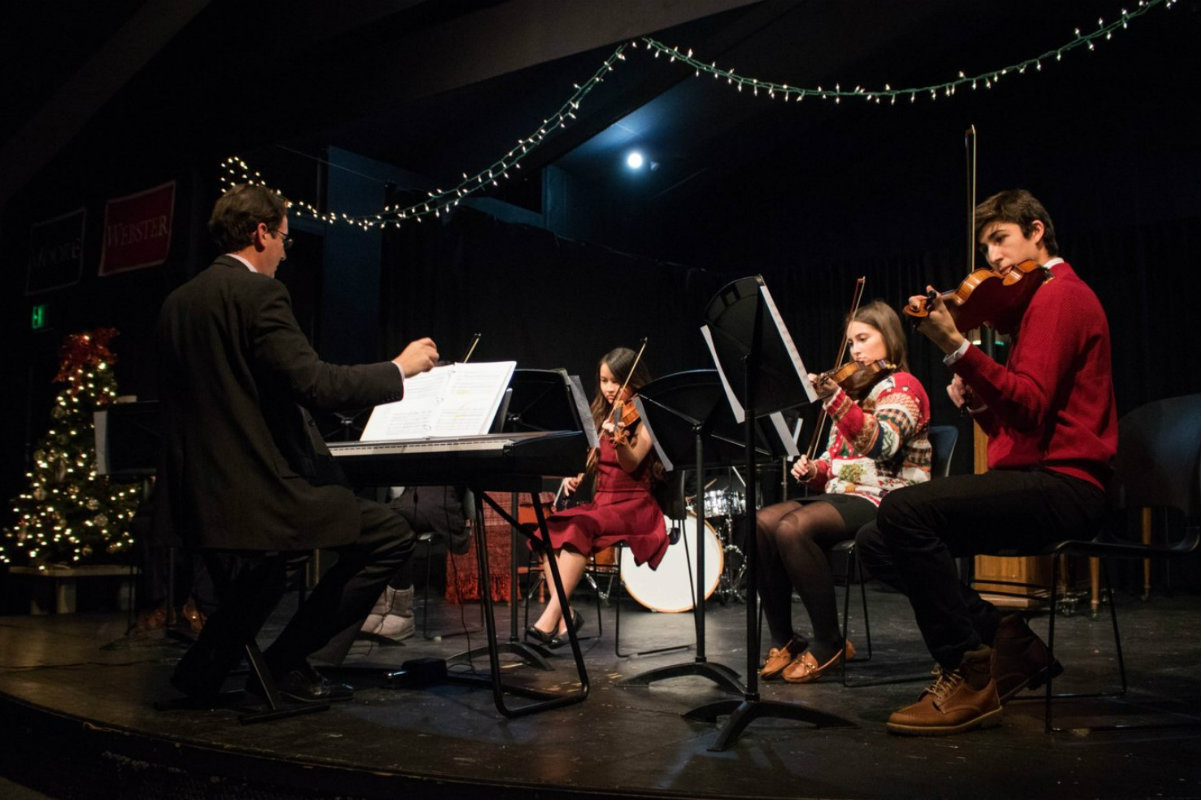 #1StudentNWI: La Lumiere Embraces the Snow