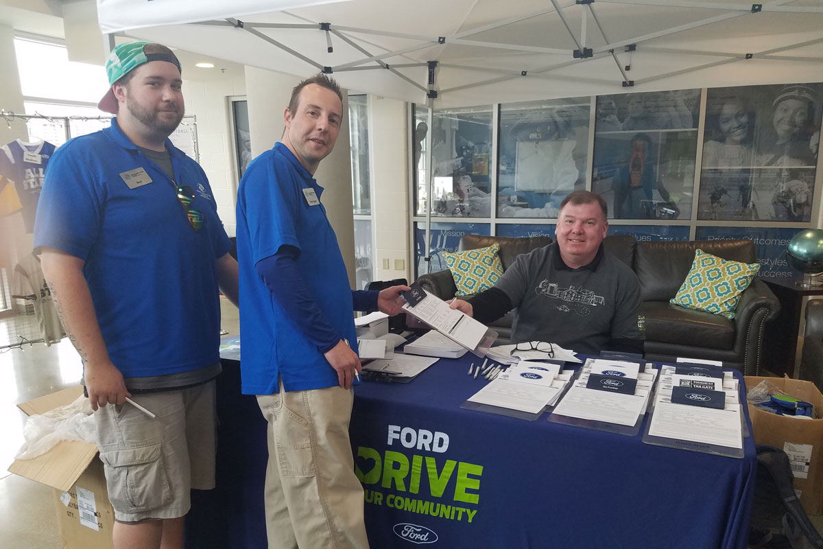 Lake Shore Ford Partners with Boys &amp; Girls Clubs of Greater Northwest Indiana to host Drive 4 UR Community Fundraiser