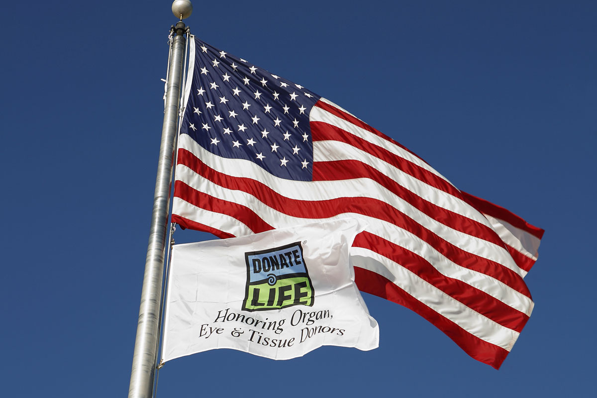 Hospitals of Community Healthcare System Recognize the Gift of Organ, Tissue Donation in April as Part of Donate Life Month