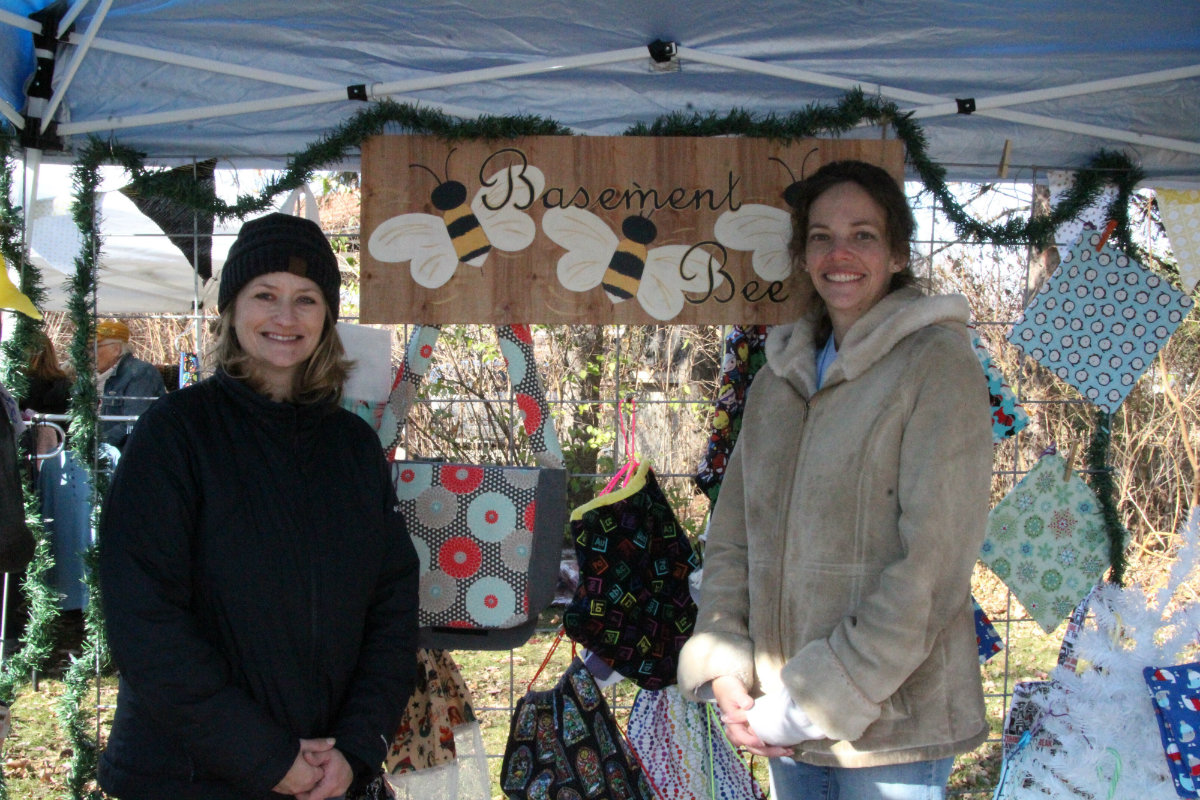 Duneland Chamber and Chesterton&#8217;s Mistletoe Market Brings the Community and Businesses Closer Together