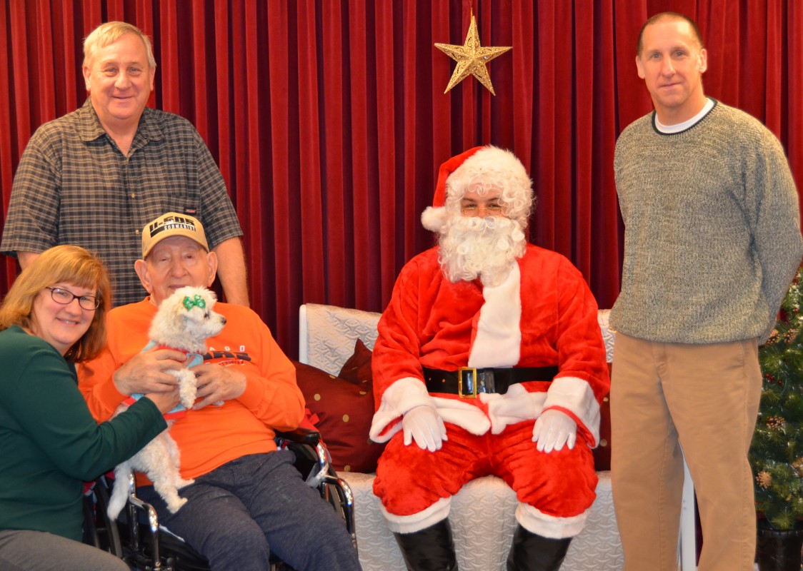 Kringle Brings a Little Dash of Jingle to Dyer Nursing and Rehabilitation