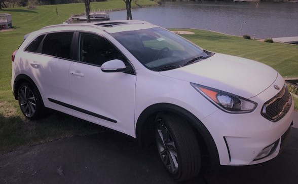 Kia Niro: A Hybrid Crossover that Puts a Pep In Your Step