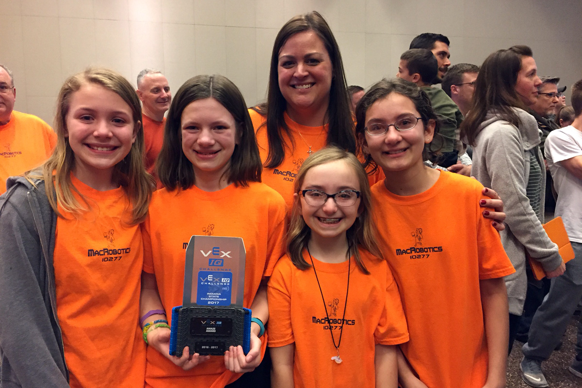MacRobotics is Heading to International Tournament Thanks to Hard Working MacArthur Elementary Students