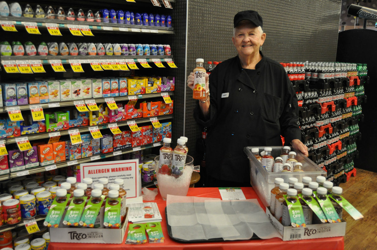 Strack &amp; Van Til’s Healthy Eating Event Introduces Consumers to New, Healthy Products